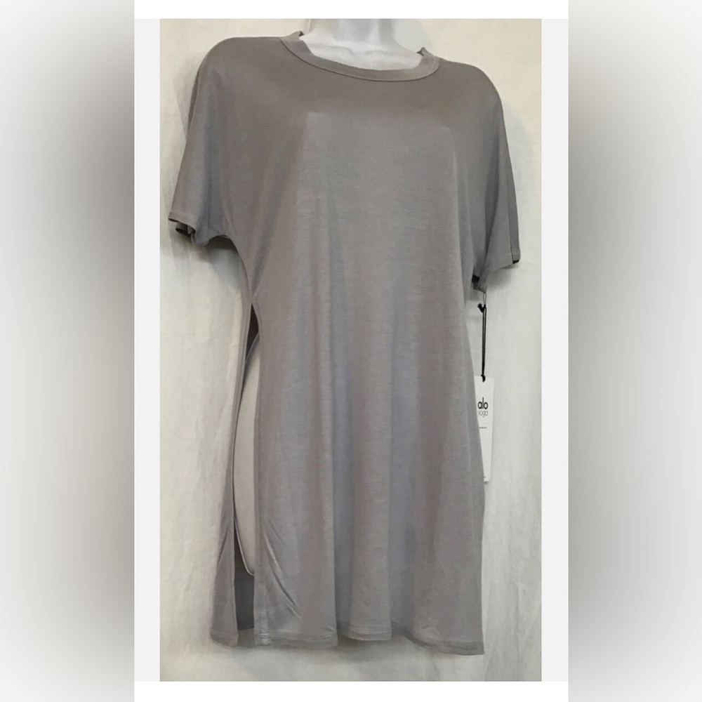 Alo Yoga Dreamer Short Sleeve Top m, Flow & Go. Alloy Gray NWT